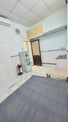 PHÒNG TRỌ FULL NỘI THẤT GIÁ RẺ - TOLET RIÊNG - NGAY HOÀ HƯNG