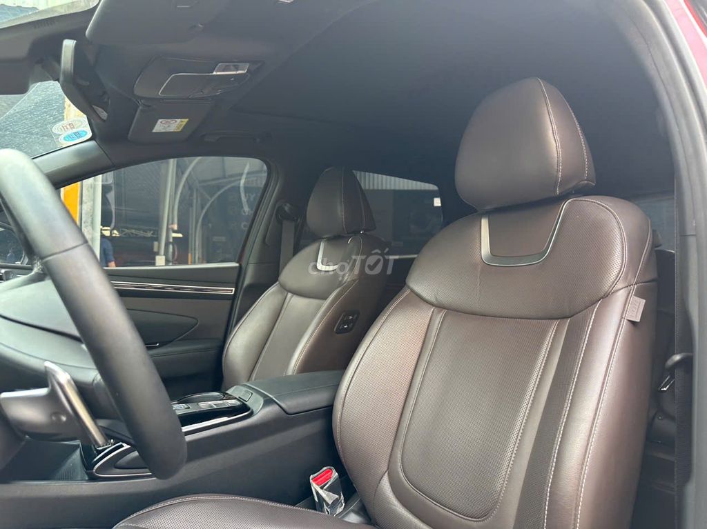 Hyundai Tucson 1.6Turbo 2023  - 28000 km. Mua bán Ô tô tại Thành phố Thủ Đức Tp Hồ Chí Minh được đăng bởi Trọng Thức hình 10