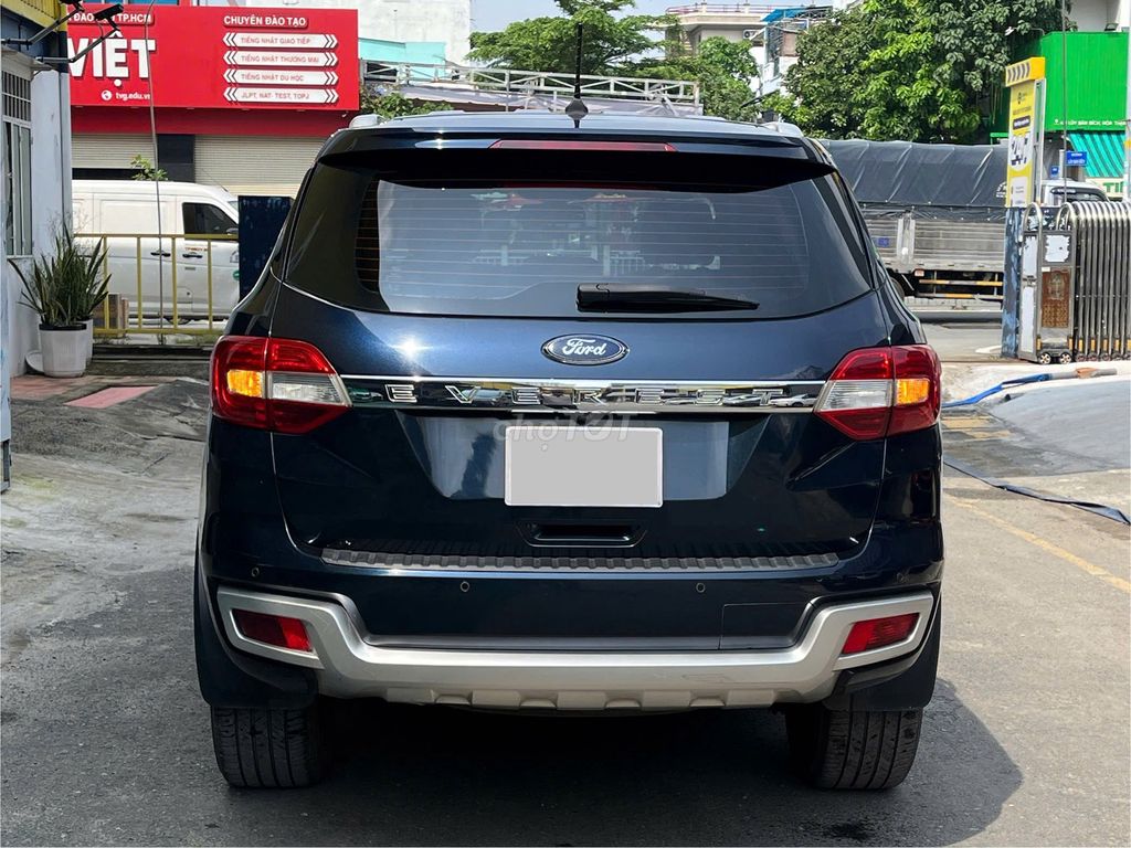 FORD EVEREST TITANIUM 2.0 4X2 AT 2021 CTY XUẤT HĐ. Mua bán Ô tô tại Quận Bình Thạnh Tp Hồ Chí Minh được đăng bởi Hiếu hình 6