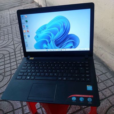 Máy tính laptop xách tay Windows 11 pro