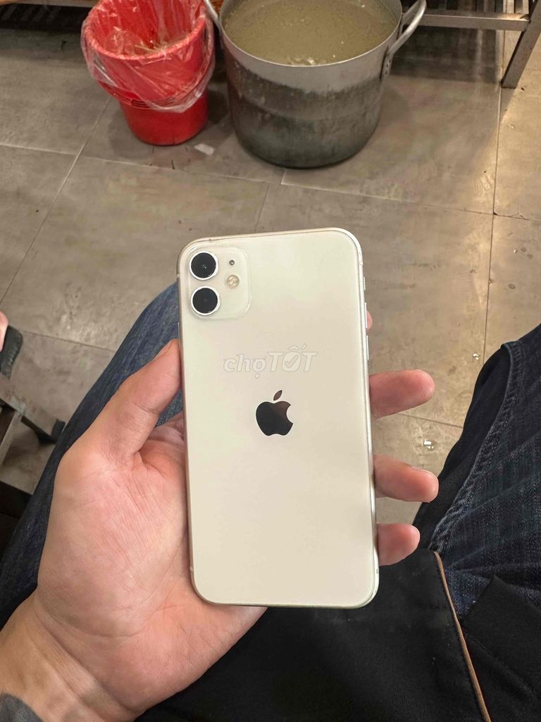 Apple iPhone 11 Trắng 99% zin. Mua bán Điện thoại tại Quận 7 Tp Hồ Chí Minh được đăng bởi táo 24h hình 1