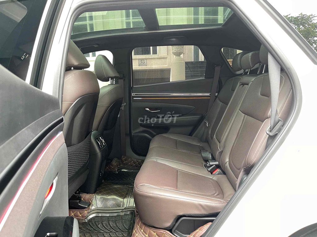 TUCSON TURBO - SX: 2023 - Full Lịch Sử- Chuẩn Odo. Mua bán Ô tô tại Thành phố Thủ Đức Tp Hồ Chí Minh được đăng bởi LuxCars Siêu Thị Ô Tô Lướt Sài Gòn hình 9