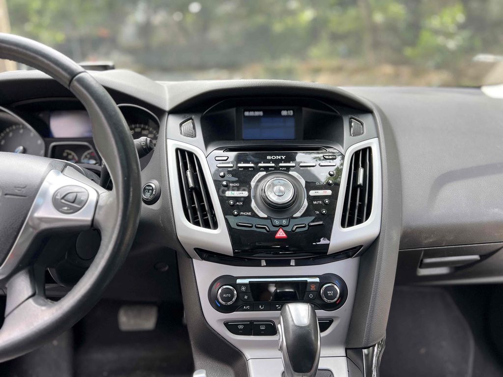 Ford Focus 2.0S 2015 Xám 68000 km. Mua bán Ô tô tại Thành phố Thuận An Bình Dương được đăng bởi Thành Nam hình 8