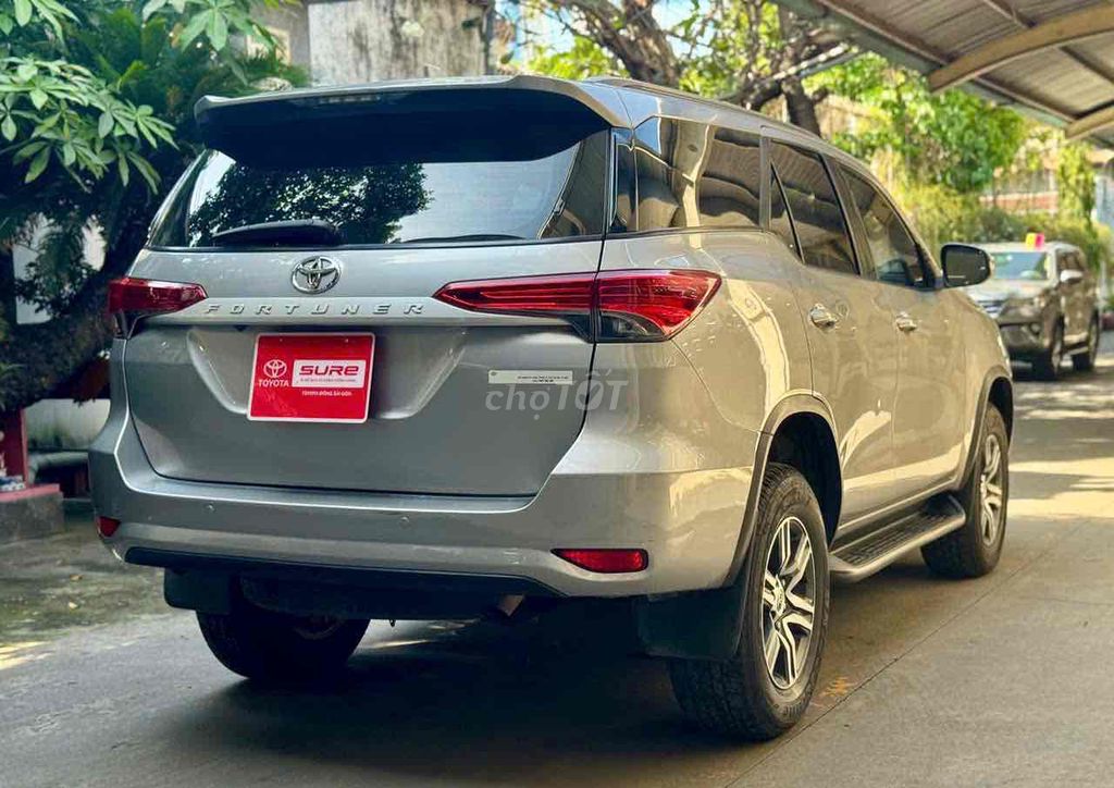 Fortuner 2017 Máy Dầu Số Sàn. Mua bán Ô tô tại Quận Tân Bình Tp Hồ Chí Minh được đăng bởi Nguyễn An hình 3