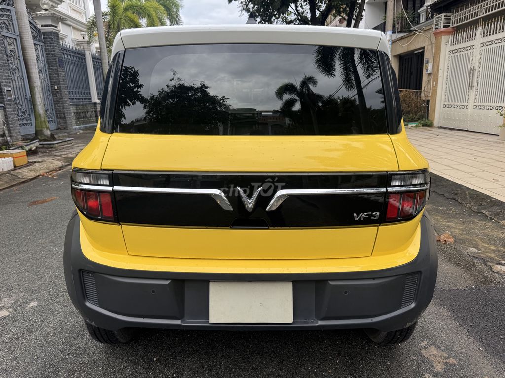 VF3, Màu Vàng, biển số TPHCM, còn RẤT MỚI, sơn zin. Mua bán Ô tô tại Quận Bình Tân Tp Hồ Chí Minh được đăng bởi VÕ LONG HẢI VinFast Chevrolet hình 7