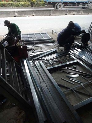 làm mới sửa chữa cửa sắt cầu thang lan can vv. Dịch vụ tại Quận 12 Tp Hồ Chí Minh được đăng bởi QUỐC ĐẠT DECOR
