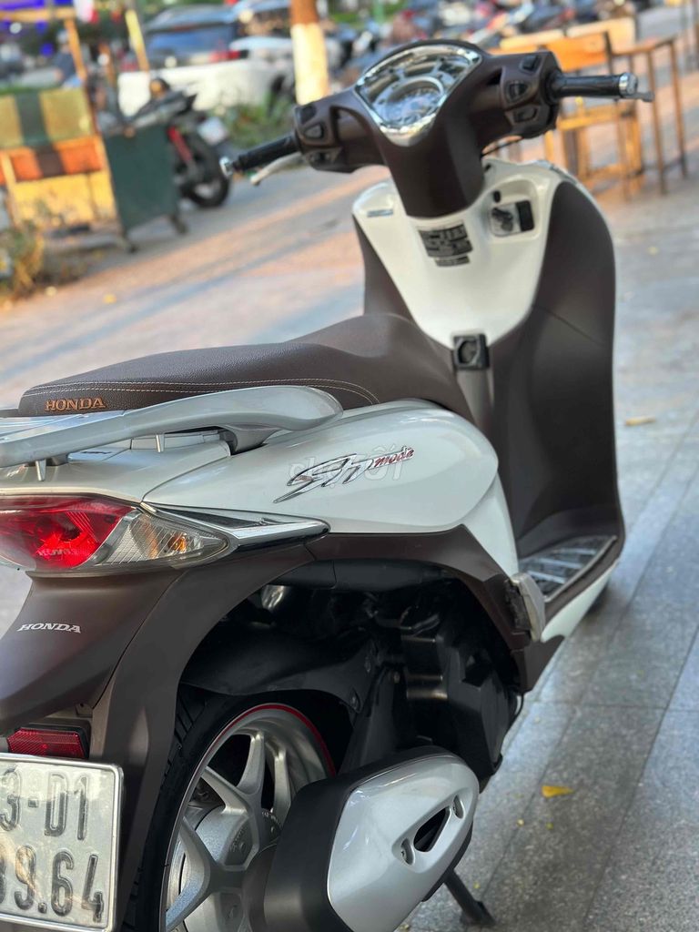 Sh mode khoá lớn máy móc nguyên rin êm ái. Mua bán Xe máy tại Quận Hải Châu Đà Nẵng được đăng bởi gold hình 6