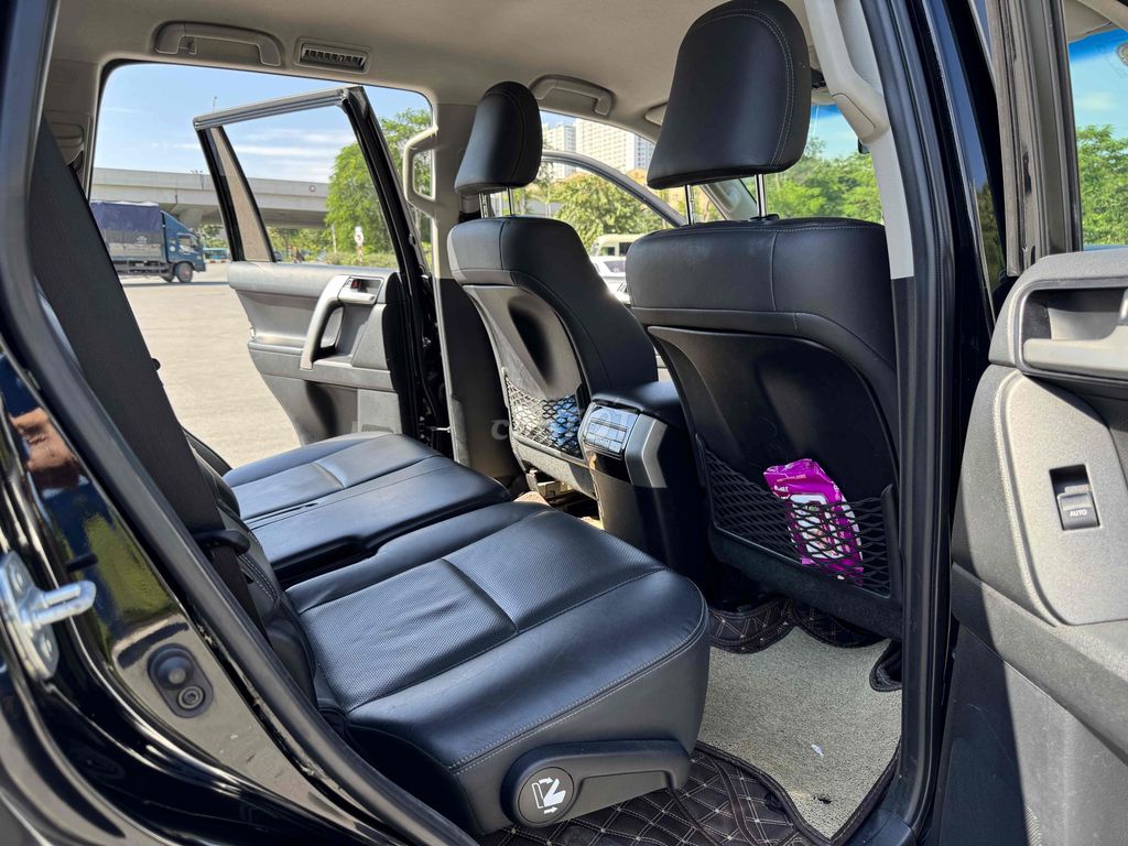 CẦN BÁN TOYOTA PRADO 2.7 VX MODEL 2018 SIÊU MỚI. Mua bán Ô tô tại Quận Bắc Từ Liêm Hà Nội được đăng bởi Mr PHÁT THÁI HÀ AUTO hình 15