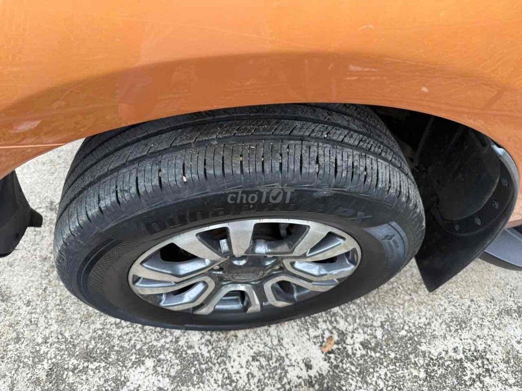 Ford Ranger Wildtrak 2018 2.0L 4x2 AT 176000 km. Mua bán Ô tô tại Thành phố Biên Hòa Đồng Nai được đăng bởi Dung hình 8