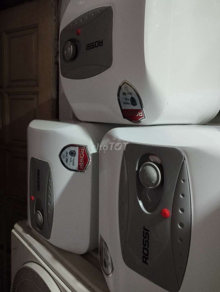 Bình nóng lạnh ROSSI 15 lít Trắng. Mua bán Thiết bị vệ sinh, nhà tắm tại Quận Cầu Giấy Hà Nội được đăng bởi Mạnh Thắng hình 1