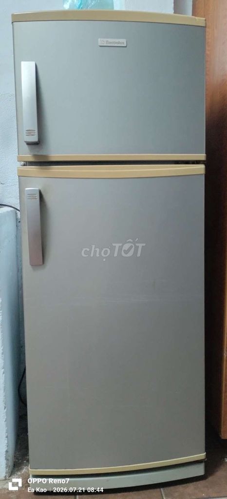 Tủ lạnh Electrolux 2 cánh Xám. Mua bán Tủ lạnh tại Thành phố Buôn Ma Thuột Đắk Lắk được đăng bởi Thiên Hòa hình 1