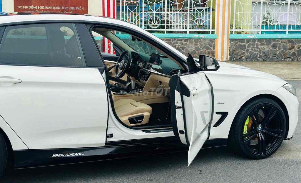 BMW 3 Series 2016 320i GT - 70000 km. Mua bán Ô tô tại Quận Gò Vấp Tp Hồ Chí Minh được đăng bởi nguyễn quốc trinh hình 2