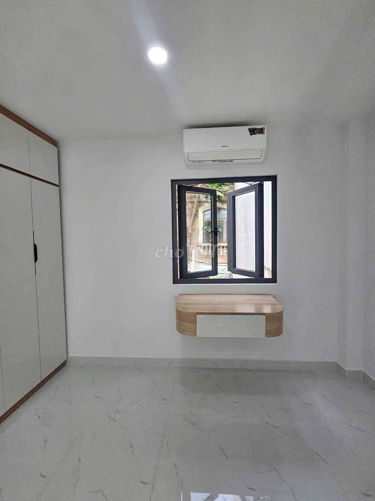 Аренда · 2 комн. · 100 м² · Quận 7, ул. Đường Phú Thuận