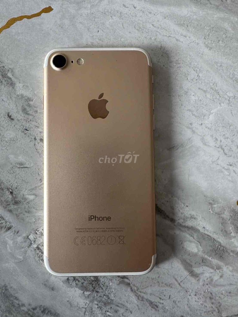 iphone 7 32G gold - quốc tế. Mua bán Điện thoại tại Thành phố Buôn Ma Thuột Đắk Lắk được đăng bởi phuong smarphone hình 1