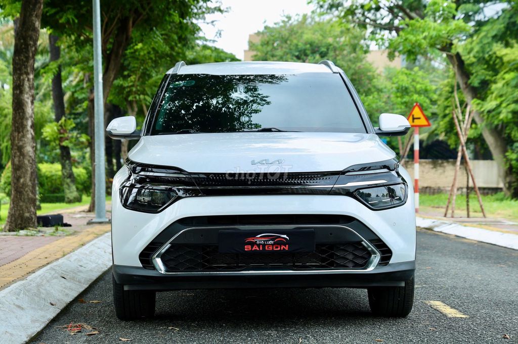 Kia Carens Luxury 2024 Белый 7 мест