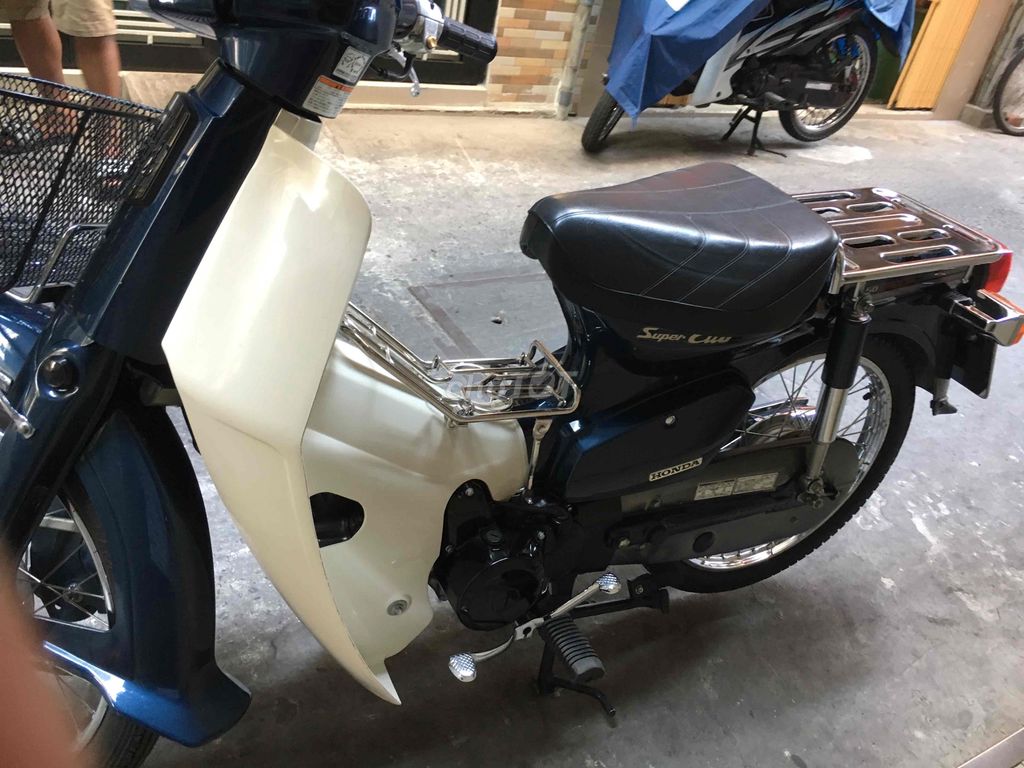 Honda Super Cub 50i CUSTOM. đèn Vuông xe Cọp ,Nhập. Mua bán Xe máy tại Quận 4 Tp Hồ Chí Minh được đăng bởi Pham Van Minh hình 3