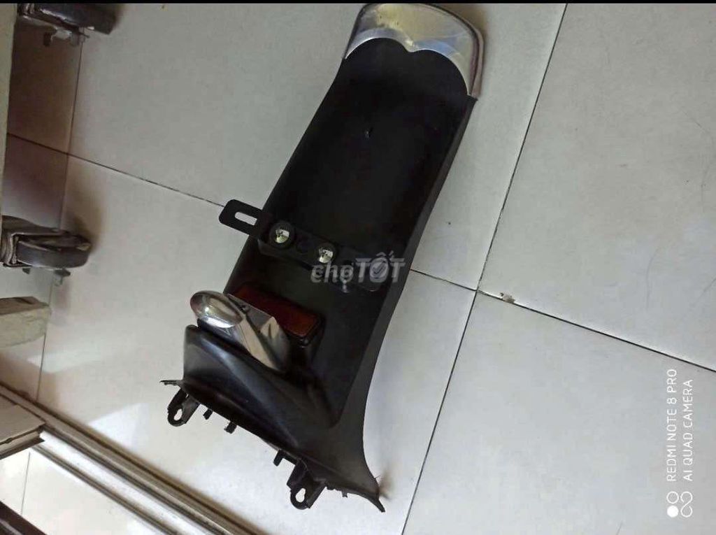 Đuôi vè sau SH Ý Italy SHVN, Dylan Ps@ zin mới 99%. Mua bán Phụ tùng xe tại Quận Tân Bình Tp Hồ Chí Minh được đăng bởi  37A Hồng lạc phường 10 Quận Tân Bình  hình 4