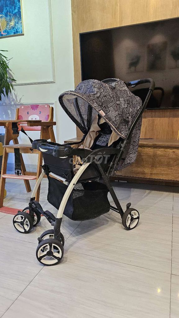 Xe đẩy em bé HOPE Đen trắng. Mua bán Mẹ và bé tại Quận Ngũ Hành Sơn Đà Nẵng được đăng bởi Đèn trang trí hình 1