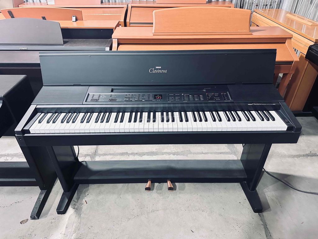 Đàn piano điện Yamaha CVP 8