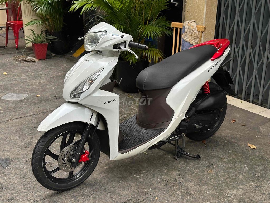 Vision Bstp bán thanh lý. Mua bán Xe máy tại Quận 1 Tp Hồ Chí Minh được đăng bởi GoodCar hình 1