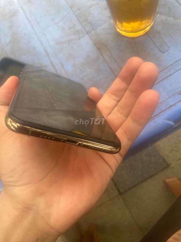 Apple iPhone XS Max 64GB Vàng Đã qua sử dụng. Mua bán Điện thoại tại Quận Long Biên Hà Nội được đăng bởi Tuan Anh hình 1