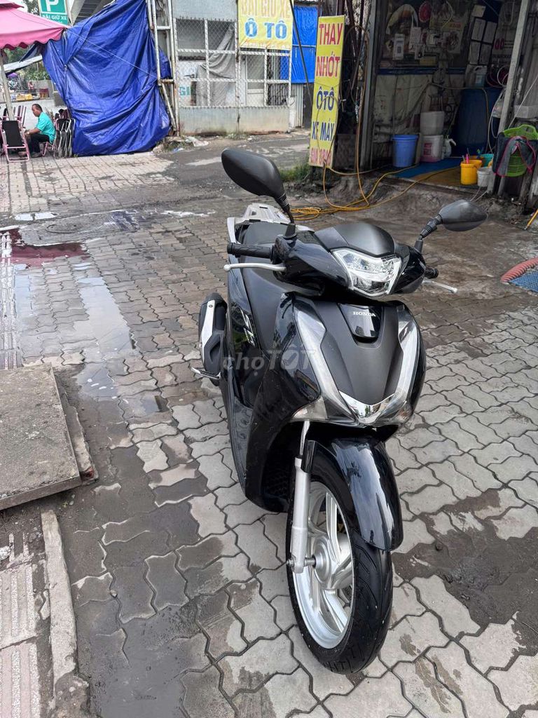 Honda SH 150i 2019 Черный 31 000 км