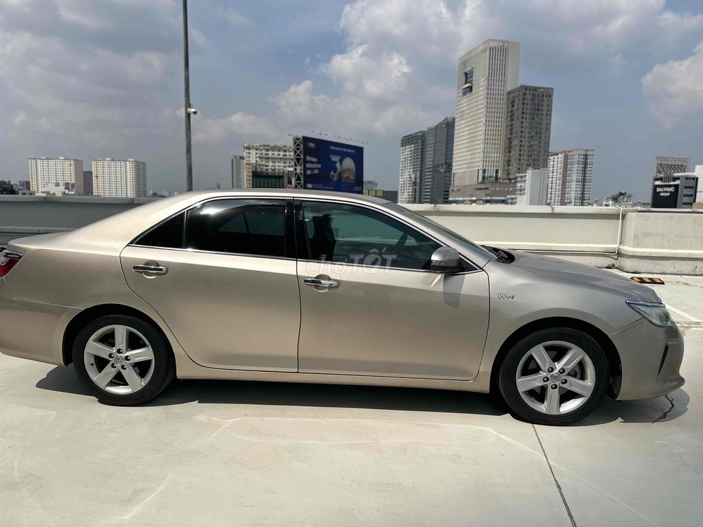 Toyota Camry 2016 2.5Q 90510 km. Mua bán Ô tô tại Quận Bình Thạnh Tp Hồ Chí Minh được đăng bởi phuongneo hình 3