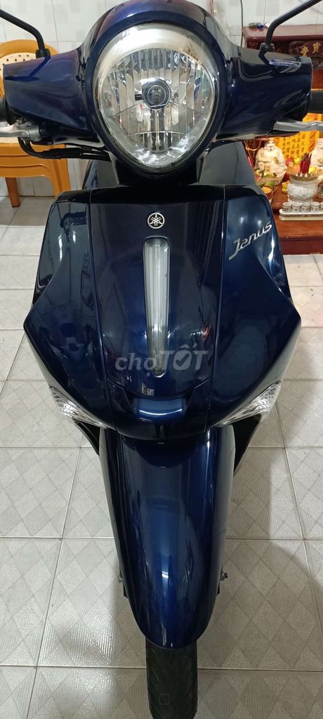 Janus Smk 9 chủ ký giấy tờ. Mua bán Xe máy tại Quận 5 Tp Hồ Chí Minh được đăng bởi THẮNG Q5 hình 1