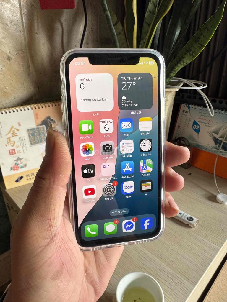 Apple iPhone XS 256GB. Mua bán Điện thoại tại Thành phố Thuận An Bình Dương được đăng bởi  Phan Trung hình 1