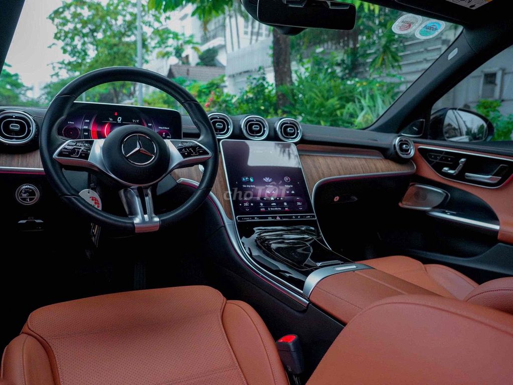 Mercedes_C200_Avantgarde_Plus  Bao Bank 90%. Mua bán Ô tô tại Quận 7 Tp Hồ Chí Minh được đăng bởi PHÁT ĐẠT LUXURY CAR hình 5