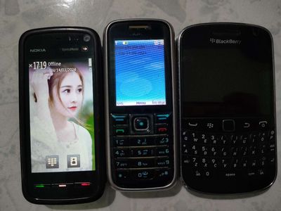 Nokia 5800xp + 5233 + blackberry 9900