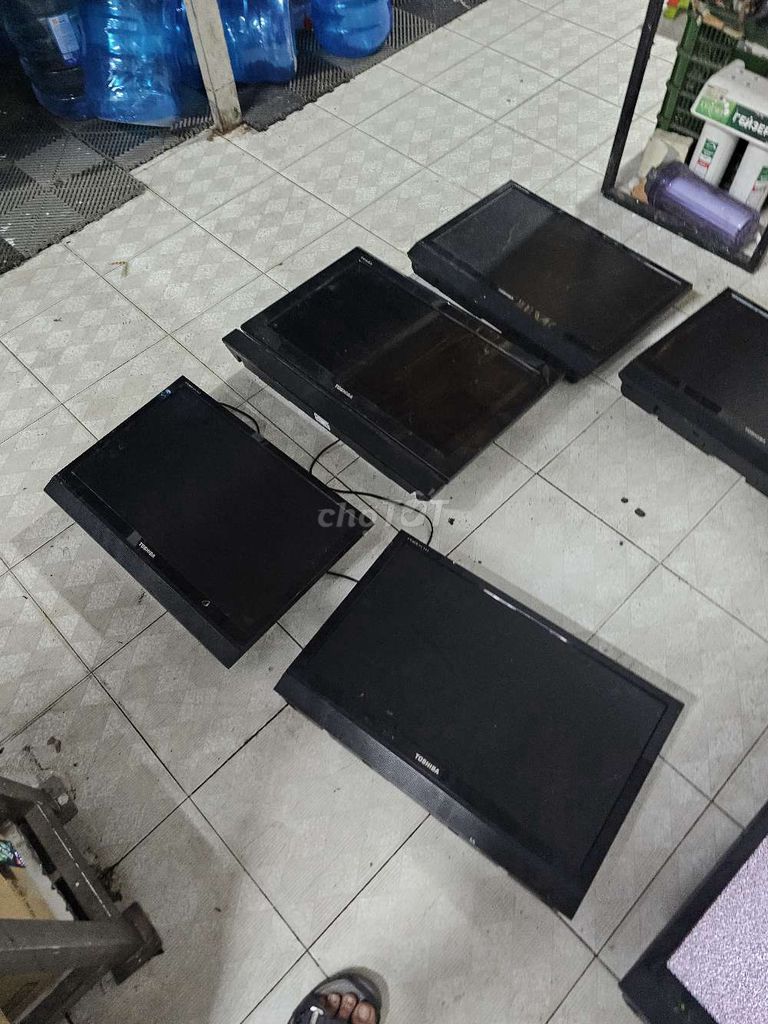 Tivi LCD Toshiba 24 inch Đen. Mua bán Tivi, Âm thanh tại Quận Tân Bình Tp Hồ Chí Minh được đăng bởi A phát hình 1
