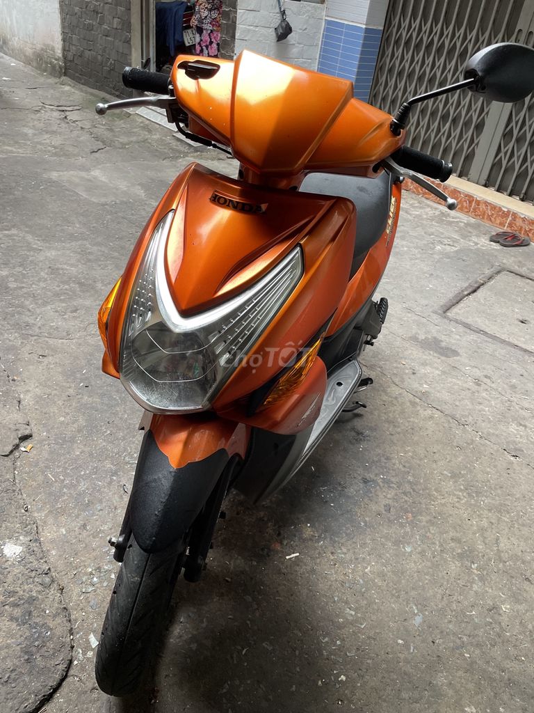 Xe nhà đang sử dụng bình thường. Mua bán Xe máy tại Quận 3 Tp Hồ Chí Minh được đăng bởi Nguyễn Khánh Duy hình 3