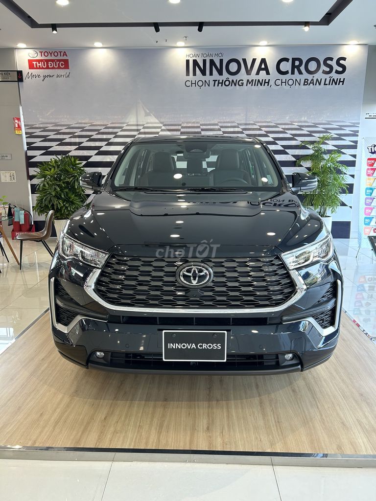 INNOVA CROSS | Tặng bảo hiểm | Phụ Kiện. Mua bán Ô tô tại Thành phố Thủ Đức Tp Hồ Chí Minh được đăng bởi Hiếu Trả Góp Xe hình 9