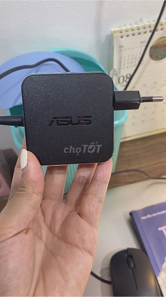 Sạc laptop Asus Vivobook 19V Đen. Mua bán Phụ kiện (Màn hình, Chuột...) tại Quận Thanh Khê Đà Nẵng được đăng bởi  MÁY TÍNH pc hình 1