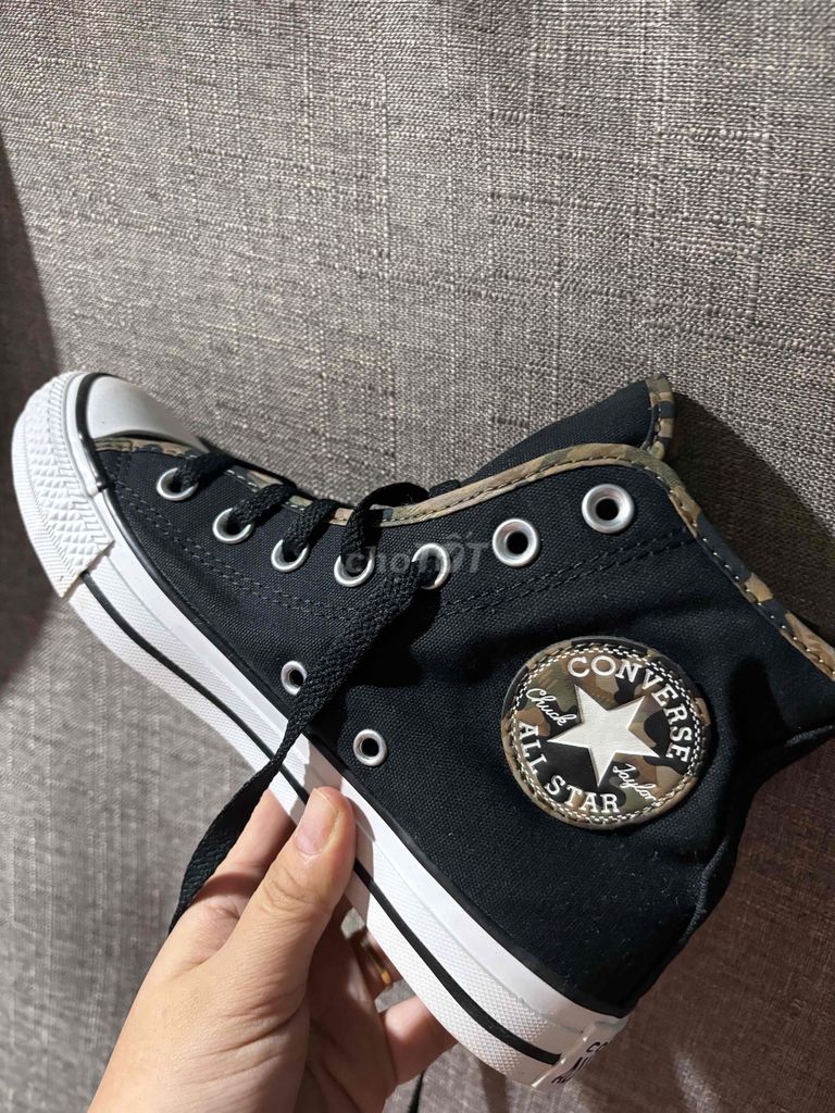 Giày Converse Chuck Taylor All Star cổ cao vải đen. Mua bán Giày dép tại Quận Phú Nhuận Tp Hồ Chí Minh được đăng bởi Thanh hình 1