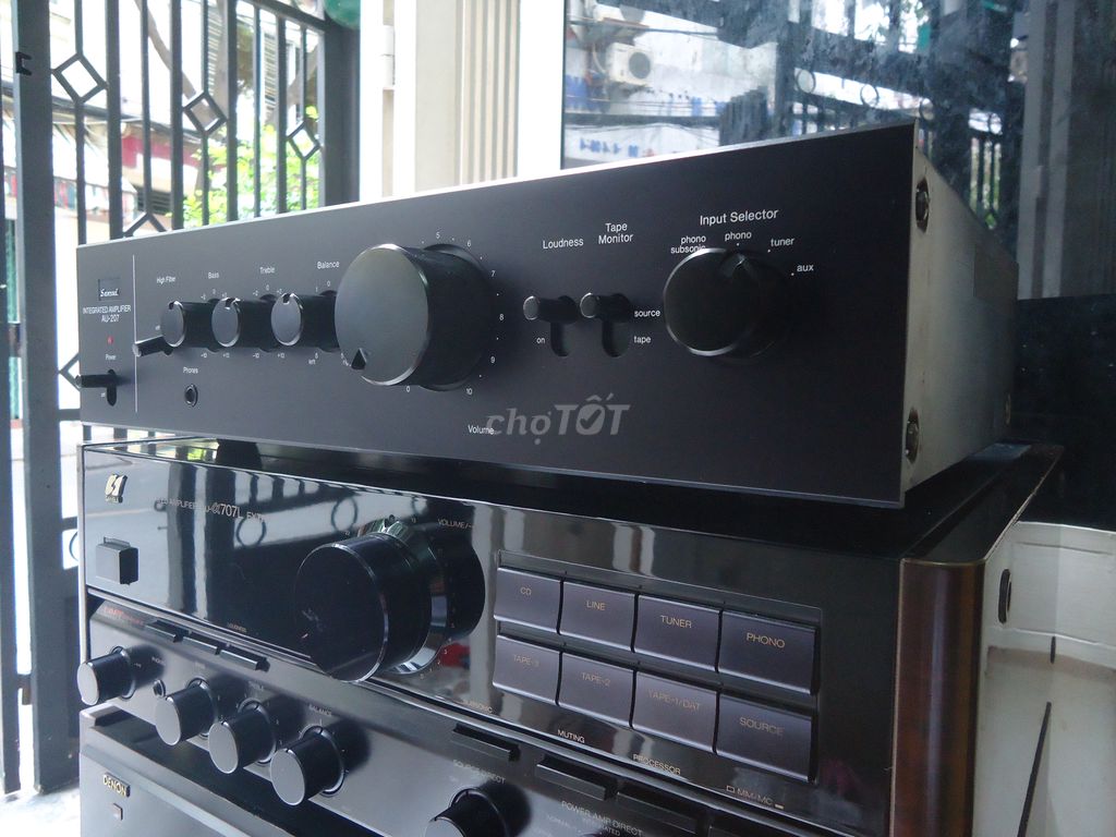 0796123450 - Ampli SANSUI AU-207, hàng bãi chạy 4 sò sắt 2 tụ