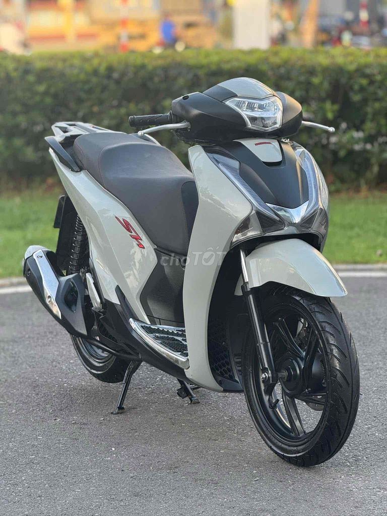 honda- SH 125 ABS khoa ga. Mua bán Xe máy tại Quận Liên Chiểu Đà Nẵng được đăng bởi Mạnh hổ hình 2