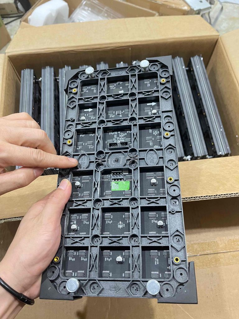 LED mới giá THANH LÝ. Mua bán Phụ kiện (Màn hình, Chuột...) tại Thành Phố Bắc Kạn Bắc Kạn được đăng bởi Nguyễn Nam hình 1