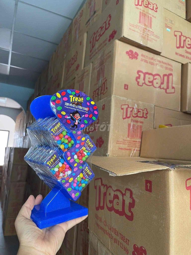 Kẹo socola Treat Tháp 24 hũ. Mua bán Đồ ăn, thực phẩm và các loại khác tại Huyện Hóc Môn Tp Hồ Chí Minh được đăng bởi Trung hình 1
