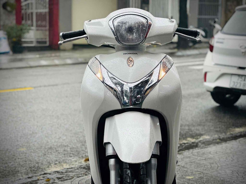 Honda SH Mode 2019 màu Trắng. Mua bán Xe máy tại Thành phố Huế Thừa Thiên Huế được đăng bởi DVCĐ Toàn Thắng hình 2
