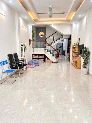 Rent · 4 bd · 72 м² · Quận 7, ул. KDC Phú Thuận