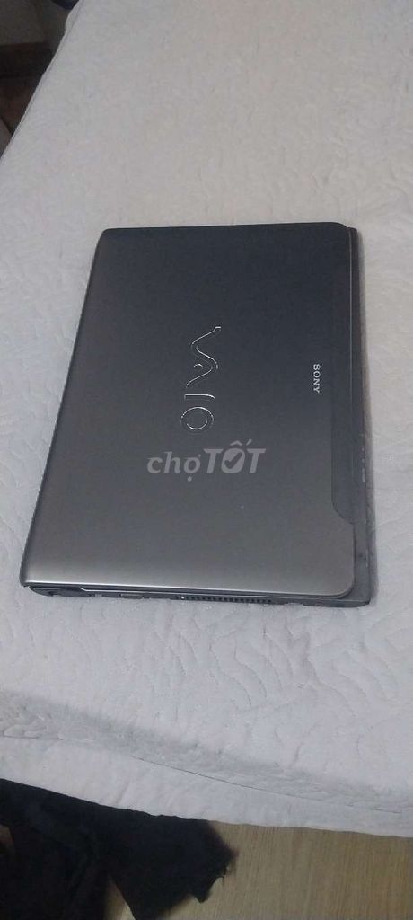 Bán máy Sony Vaio i5 3210m. Ram4 500gb