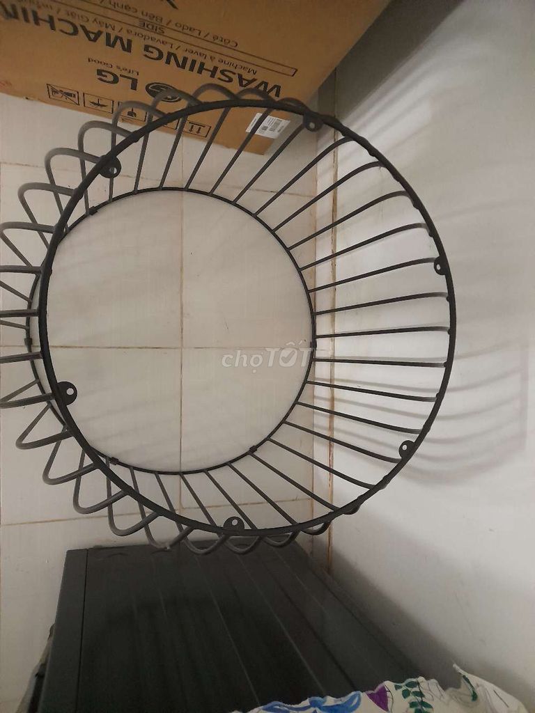 Lồng gà kim loại màu đen. Mua bán Phụ kiện, Thức ăn, Dịch vụ tại Quận 12 Tp Hồ Chí Minh được đăng bởi Hoàng Nhung  hình 1