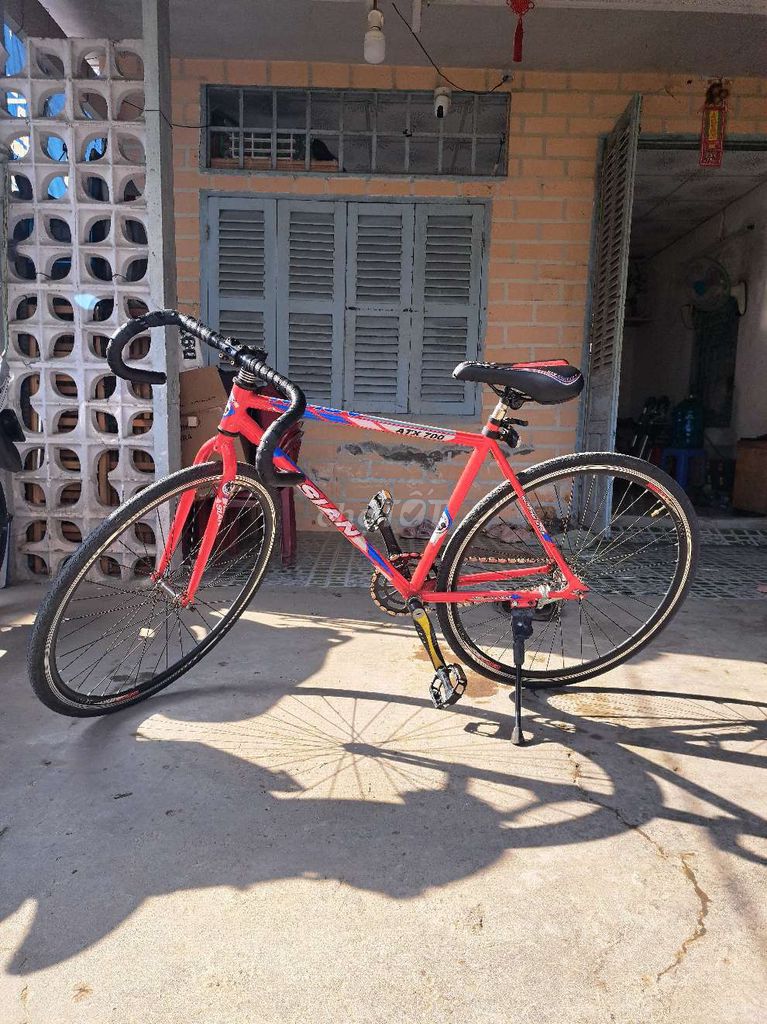 Xe đạp Fix Gear màu Đỏ. Mua bán Xe đạp tại Quận Ninh Kiều Cần Thơ được đăng bởi KO TIẾP TIN NHẮN hình 1
