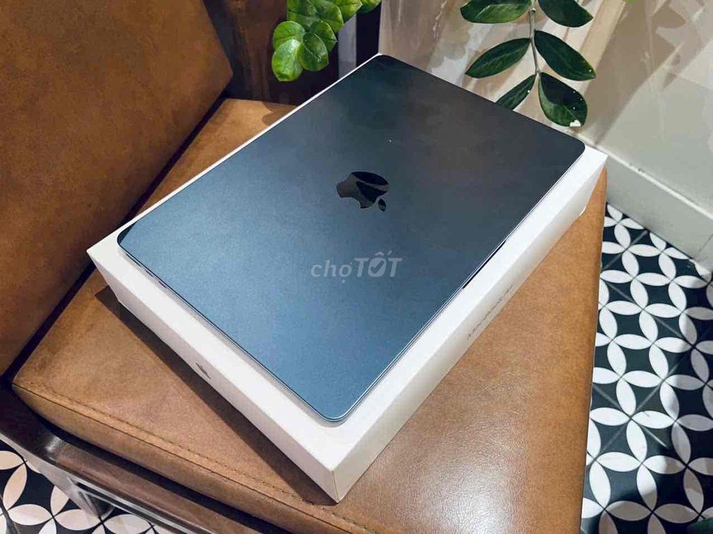 Apple MacBook Air M3 13 inch 16GB/512GB. Mua bán Laptop tại Quận Gò Vấp Tp Hồ Chí Minh được đăng bởi bích hình 1