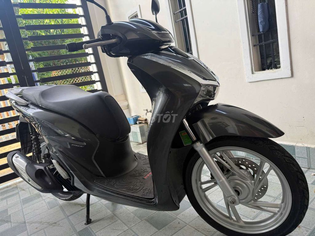 150 abs ngay chủ. Mua bán Xe máy tại Thành phố Vĩnh Long Vĩnh Long được đăng bởi Đạt  hình 1