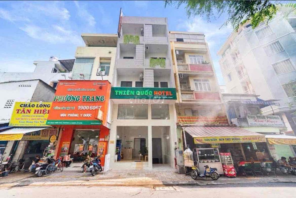 Toà Khách Sạn . ngay Đại Học Y Dược . đang cho thuê 125tr. chỉ 40 tỷ