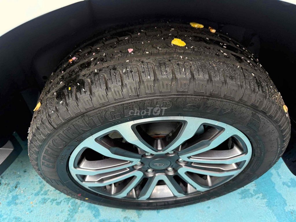 Ford Everest 2021 Titanium 2.0L AT 4x2 - 54000 km. Mua bán Ô tô tại Quận 3 Tp Hồ Chí Minh được đăng bởi Duy Vỹ hình 9