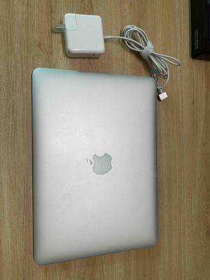 Thanh lý Marcbook Air. Mua bán Máy tính bảng tại Quận Ngũ Hành Sơn Đà Nẵng được đăng bởi Quang Ha